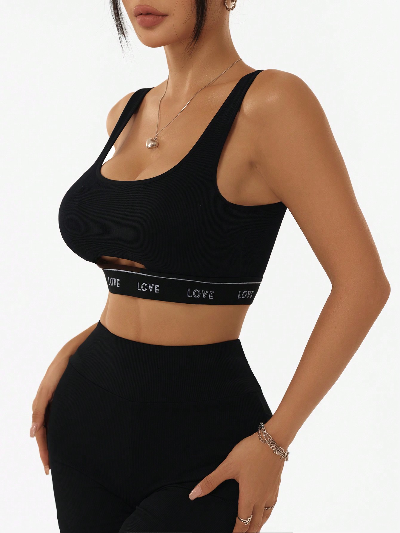 Женский спортивный топ с U-обр – обзор и цена Tank Top Ribbed